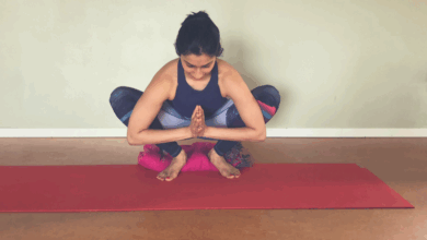 Top 5 prenatal yoga poses