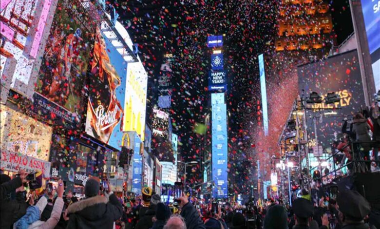 Half Moon Yoga and Art Blog