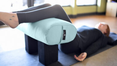 Stonehenge: Back Pain Relief – Hugger Mugger